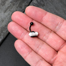 Load image into Gallery viewer, White Howlite Stone Black Claw Belly Ring
