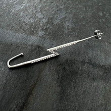 Load image into Gallery viewer, Clear CZ Gem Lightning Bolt Ear Cuff Bar Earring
