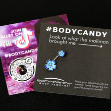 Load image into Gallery viewer, Blue Flower Textured Center Double Mount Belly Ring
