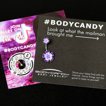 Load image into Gallery viewer, Purple Flower Textured Center Double Mount Belly Ring
