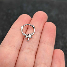 Load image into Gallery viewer, 16G 5/16 Clear Gem Simple Style Dragonfly Cartilage Clicker
