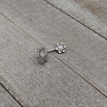 Load image into Gallery viewer, Clear Gem Filigree Winter Snowflakes Double Mount Belly Ring
