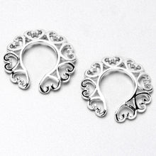 Load image into Gallery viewer, Filigree Hearts Clip On Fake Nipple Ring Set
