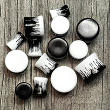 Load image into Gallery viewer, White Black Drip Acrylic Double Flare Plugs
