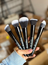 Load image into Gallery viewer, Makeup Brush Set
