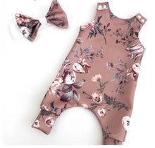 Load image into Gallery viewer, Floral Newborn Baby Girls Sleeve less Printed Rompers Jumpsuit Headband Clothes Sets Outfits For Baby Girls With Bow

