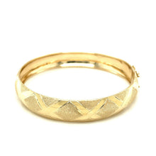 Load image into Gallery viewer, 10k Yellow Gold Dual-Textured Diamond Pattern Bangle
