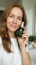 Load image into Gallery viewer, Mekabu Hydrating Shine Serum
