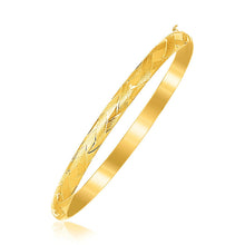 Load image into Gallery viewer, 14k Yellow Gold Children's Bangle with Diamond Cuts
