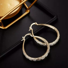 Load image into Gallery viewer, 925 Sterling Silver Oval Filigree Hoop Earrings
