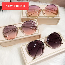 Load image into Gallery viewer, Fashion Gradient Women and Girls Modern Hexagon Metal Sunglasses For Summer In Elegant Retro Post Modern Style With UV400 Protection

