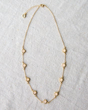 Load image into Gallery viewer, Mini Flower Necklace
