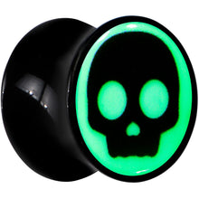 Load image into Gallery viewer, 0G Glow in the Dark Simple Skull Black Acrylic Saddle Plug Set by Onyx O
