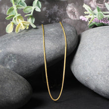 Load image into Gallery viewer, 14k Yellow Gold Diamond Cut Round Wheat Chain 1.0mm
