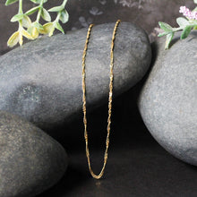Load image into Gallery viewer, 14k Yellow Gold Singapore Chain 1.5mm
