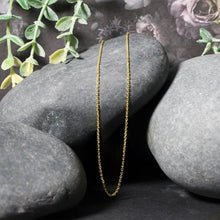 Load image into Gallery viewer, 18k Yellow Gold Diamond Cut Cable Link Chain (1.10 mm)
