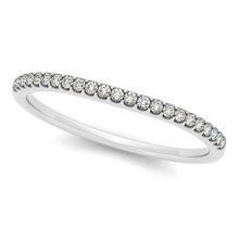 Load image into Gallery viewer, 14k White Gold Scallop Setting Round Diamond Wedding Band (1/10 cttw)
