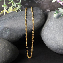 Load image into Gallery viewer, 14k Yellow Gold Singapore Chain 1.7mm
