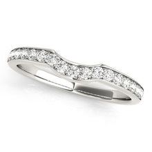 Load image into Gallery viewer, 14k White Gold Curved Style Diamond Wedding Ring (1/4 cttw)
