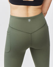 Load image into Gallery viewer, Go Again Women's Cropped Leggings Length 21"

