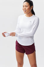 Load image into Gallery viewer, Foudy Women's Longsleeve Workout Top
