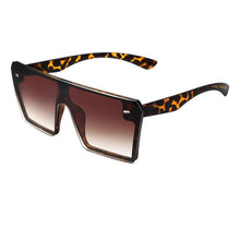 Load image into Gallery viewer, NEW Top Oversized Square Modern  Woman And Ladies Fashion Retro Gradient Sunglasses With  Big Frame And  Vintage Eyewear UV400 Protection
