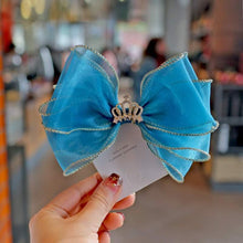 Load image into Gallery viewer, Luxury Modern Pearl Handmade Baby Girls Bowknot Crown Headband Lace Elastic Hair Band Bow For Girls Baby
