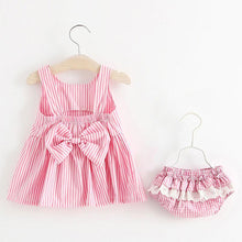Load image into Gallery viewer, Luxury Handmade Elegant Modern Newborn Baby Girl Birthday &amp; Princess Baby Dress With Hat
