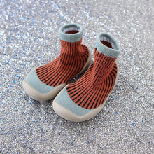 Load image into Gallery viewer, Modern Baby Comfortable Toddler First Walker Girl Kids Soft Rubber Shoe Anti-slip Boy Shoes
