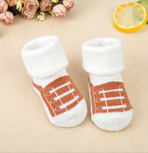 Load image into Gallery viewer, 1 Pair Newborn Cotton Striped Warm Slippers Socks For Baby Girls And Boys Very Comfortable And Soft Material
