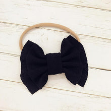 Load image into Gallery viewer, Modern Fashion Floral Headband Newborn Baby Elastic Hairbands Pearl Fresh Style Bow Knot For Girls
