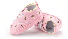 Load image into Gallery viewer, Baby Girl Shoes White Lace Soft Shoe Prewalker Walking Toddler Kids Shoes First Walker
