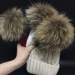 2022 Women's hats Add velvet Fleece Inside Beanies Winter Hats for women 100% Raccoon Fur Pompom Hat Female Twist pattern caps