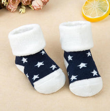 Load image into Gallery viewer, 1 Pair Newborn Cotton Striped Warm Slippers Socks For Baby Girls And Boys Very Comfortable And Soft Material
