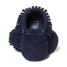 Load image into Gallery viewer, Baby PU Soft Soled Non-slip Leather Shoe For Autumn And Winter Warm Comfortable Shoes
