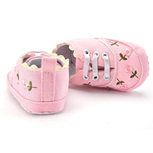Load image into Gallery viewer, Baby Girl Shoes White Lace Soft Shoe Prewalker Walking Toddler Kids Shoes First Walker
