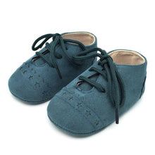 Load image into Gallery viewer, Newborn Baby Shoes Girls Boys Soft Warm Leather Prewalker Anti-slip Shoes Canvas Sports Sneakers Footwear Shoes
