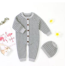 Load image into Gallery viewer, Knitted Newborn Baby Clothes Cotton Baby Romper With Plaid Hat Infant Toddler Jumpsuit For Girls And Boys
