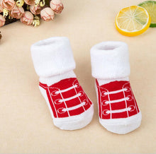 Load image into Gallery viewer, 1 Pair Newborn Cotton Striped Warm Slippers Socks For Baby Girls And Boys Very Comfortable And Soft Material
