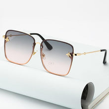 Load image into Gallery viewer, New Fashion Lady Oversize Rimless Square Bee Sunglasses For Women  With Small Bee Glasses Design Gradient Sunglasses With UV400
