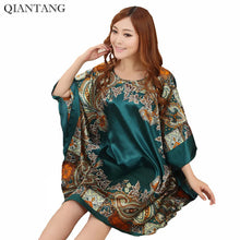 Load image into Gallery viewer, New Arrival Chinese Women&#39;s Faux Silk Robe Bath Gown Yukata Nightgown One Size Flower Nuisette Pijama Mujer One Size Zh789F
