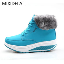 Load image into Gallery viewer, High Quality Waterproof Winter Women Boots Warm Plush Women&#39;s Snow Boots Outdoor Non-slip Sneakers Fur Platform Ankle Boots
