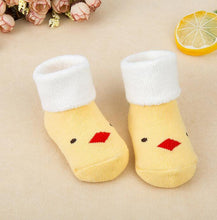 Load image into Gallery viewer, 1 Pair Newborn Cotton Striped Warm Slippers Socks For Baby Girls And Boys Very Comfortable And Soft Material
