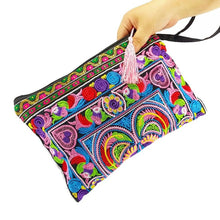 Load image into Gallery viewer, BOHO Women&#39;s bags Embroidery canvas wallet clutch purse for women Wristlets bag Retro Cell phone bags

