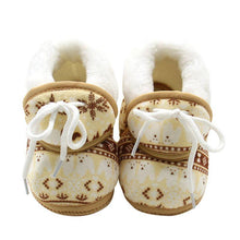 Load image into Gallery viewer, Newborns Baby Boy Soft Soled Footwear Walking Shoes Winter Warm Print First Walkers Baby Girl Cotton Shoes
