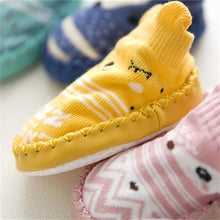 Load image into Gallery viewer, Infant Walkers Leather Cotton Newborn Baby Soft Sole Shoe For Boy And Girl Breathable Shoes Excellent Baby Gift
