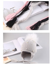 Load image into Gallery viewer, Beautiful Newborn Cute Pearl Winter Warm Knit Pompom Hats Infant Kids Soft Hat For Baby Boy And Girls
