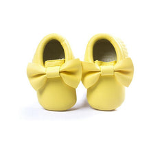 Load image into Gallery viewer, Spring Baby Shoes PU Leather Newborn Boys Girls Shoes First Walkers Baby 0-18 Months
