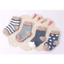 Load image into Gallery viewer, 4PCS/SET Pairs Of Modern Baby and Kids Cotton Socks Spring/autumn Winter Newborn Infant Toddler Floor Socks for Kids
