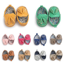 Load image into Gallery viewer, First Walkers Newborn Baby Shoes Toddler Prewalker Shoes Baby Boy Girl Leather Shoes
